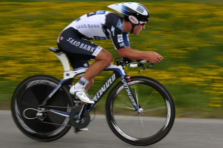 komet. Richie Porte ude på den 23,4 kilometer lange enkeltstartsrute på 3. etape af Romandiet Rundt, som australieren sensationelt vandt foran tempospecialisterne. 