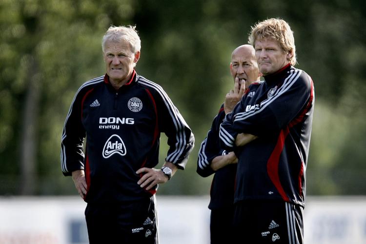 FREMTIDEN. Morten Olsen mener, at Frank Arnesen har alt, hvad der skal til for at blive Danmarks næste landstræner. 