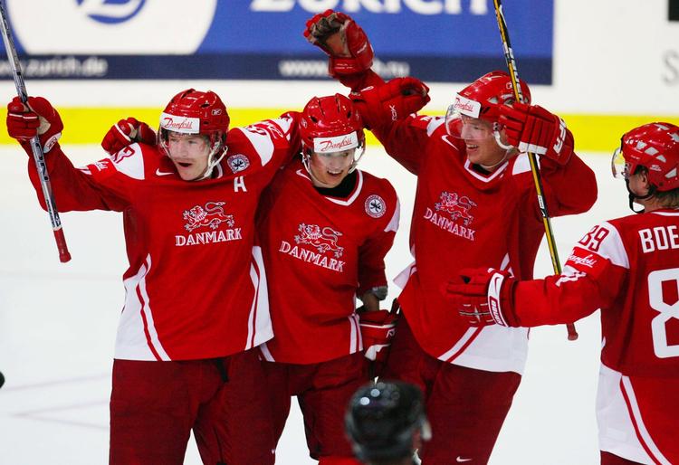 2009. Danmark fik øretæver i de første tre kampe, men fik glid i spillet i de alvorlige nedrykningskampe. Arkivfoto. 