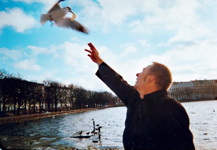 Lækkerbisken. Hans Otto Jørgensen debuterede 1989 med 'Tårnet' og er aktuel med 'Exodus'. Foto: Lise Margrethe Jørgensen og Clement Kudsk Svendsen 