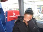 16-årige Mette Rendsbo synes, det ville være for pinligt at score på bussen. 