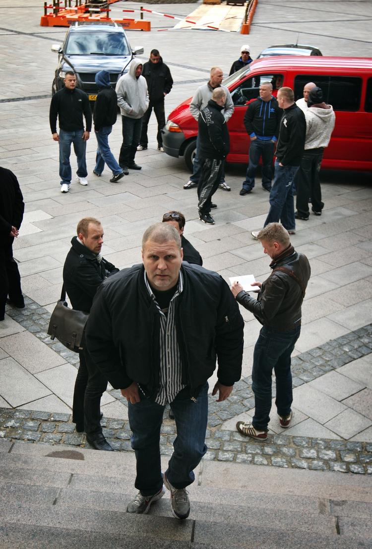 Ankomst. Jørn Jønke Nielsen ankommer til Højesteret. 