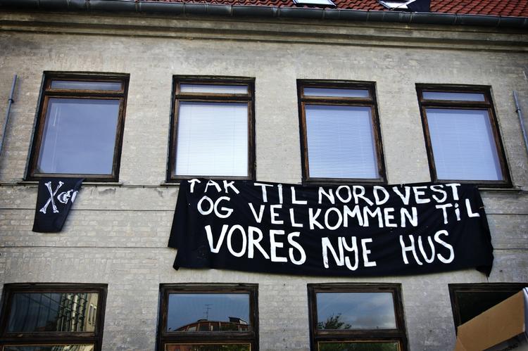 Det nye Ungdomshus i København, hvor nogle unge øjensynligt er mere velkomne end andre. Arkivfoto. 