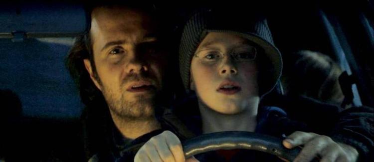 'Ingen forbindelse' er habilt håndværk i nordisk børnefilmtradition, her for dem mellem ca. 6 og 12 år, hvor der sker noget uafbrudt. Pressefoto 