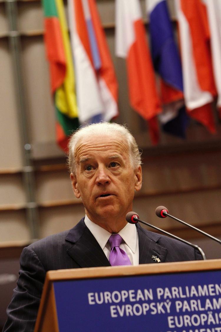 Swift. Den amerikanske vicepræsident Joe Biden var i dag på charmeoffensiv i EU-parlamentet, der sidder med nøglen til en terrorbekæmpelseaftale mellem EU og USA. 
