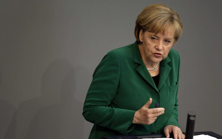 MODVIND. Den tyske forbundskansler Angela Merkel og hendes parti CDU fik det dårligste valgresultet nogensinde ved delstatsvalget søndag. 