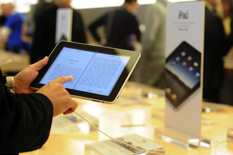 Flash, der bruges til at vise video, billeder og lyd på mange hjemmesider, virker ikke på iPhone og iPad - og kommer heller ikke til at gøre det i fremtiden. 