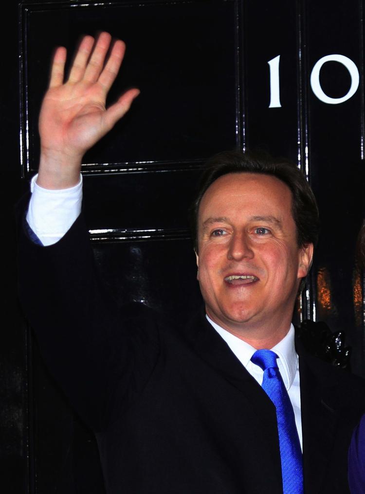 David Cameron står i spidsen for den første koalitionsregering siden Churchill. 
