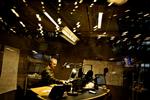 massakre. Oppositionspartiernes medieordførere kritiserer regeringens planer om at tage penge fra DR for at finansiere den nye radiokanal. 