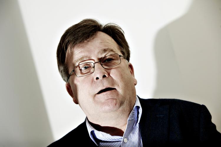 Skattelettelser. Finansminister Claus Hjort Frederiksen bruger EU-reglerne som undskyldning for at føre skadelig økonomisk politik, skriver Stig Kirk Ørskov. 