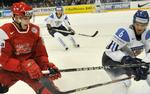 SULTEN. Lars Eller (tv) og de andre danske spillere er opsatte på at nå kvartfinalerne ved VM i ishockey. 
