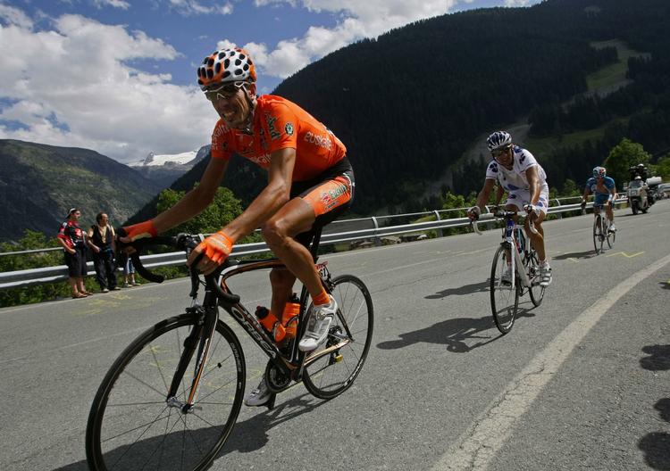 BENÆGTELSE. Spanieren Mikel Astarloza holder trods positive tests fast i, at han ikke har taget doping. 