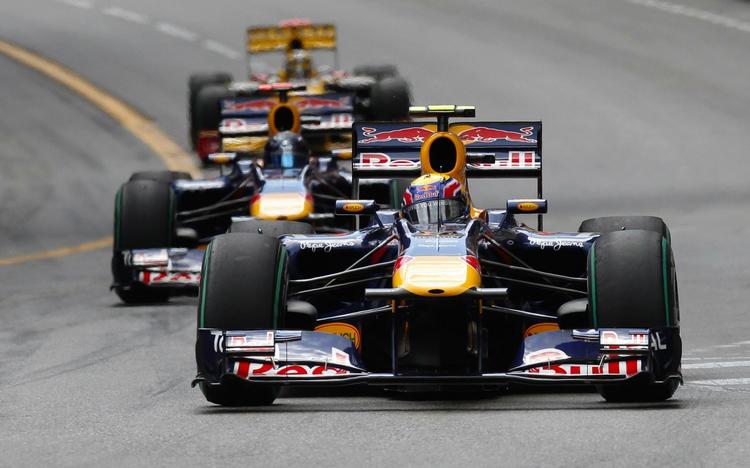 Front. Efter sejren i de snævre gader ved Middelhavet fører Webber i VM-stillingen. 