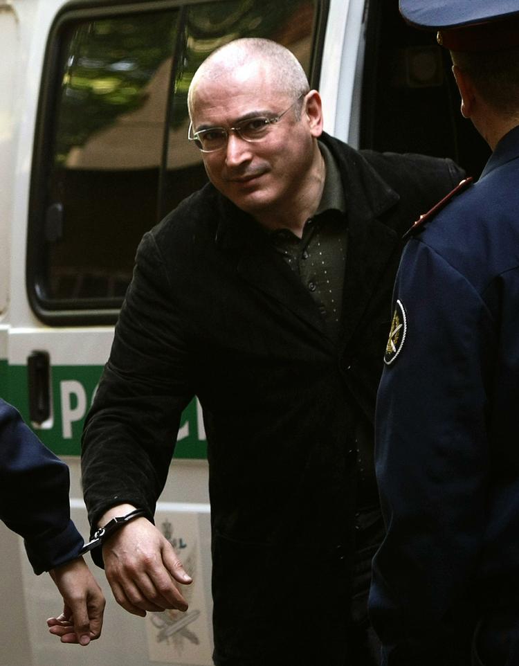 Sultestrejke. Mikhail Khodorkovskij blev i 2003 betegnet som Ruslands rigeste mand. Nu sidder han fængslet på syvende år. 
