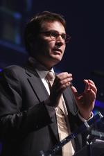 PENGEHJÆLP. Erhvervsministeren vil give garanti til flyselskabers pengeinstitutter. 