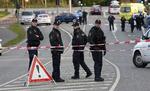 Skyderi. Umiddelbart efter skyderierne i Lyngby i aftes afspærrede politiet området. 