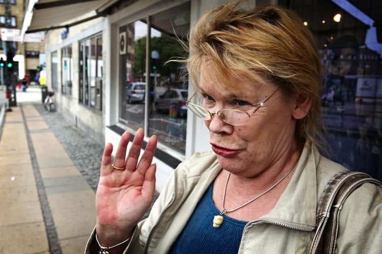 Sparevilje. Sussi Korp Andersen fra Brønshøj vil på trods af sin status som førtidspensionist gerne give regeringen en hjælpende hånd. 