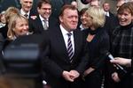 Valgkamp. Statsminister Lars Løkke Rasmussen har sat det ministerhold, der skal sikre regeringen genvalg. Til gengæld ser skattestoppet ud til at være på vej ud i mørket. Arkivfoto. 