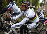 SLAGSBROR. Verdensmesteren Cadel Evans er en ilter herre, og det får han nu lov at bøde for. Arkivfoto. 