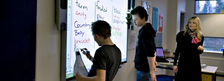 Klassetrinnene skal i højere grad blandes, mener KL. Konservative er enige, men DF mener, forslaget er noget bras. Arkivfoto fra Usserød Skole ved København. 