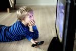Forældrene skal ikke parkere børnene foran morgen-tv eller lade dem sidde i timevis på værelset med deres eget fjernsyn. Så føler børnene sig oversete og bliver triste«, siger Vibeke Manniche 