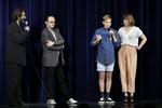 Berik. instruktør Daniel Borgman og producer Katja Adomeit (th) på scenen i forbindelse premieren på kortfilmen 'Berik' i Cannes. 