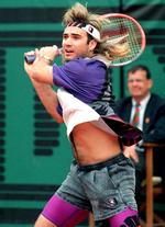 lox_Agassi_22-05-2010_V19I2PS.jpg