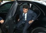 magtkamp. Thailands premierminister Abhisit Vejjajiva nægter at imødekomme krav fra rødskjorte-bevægelsen om nyvalg. Arkivfoto 