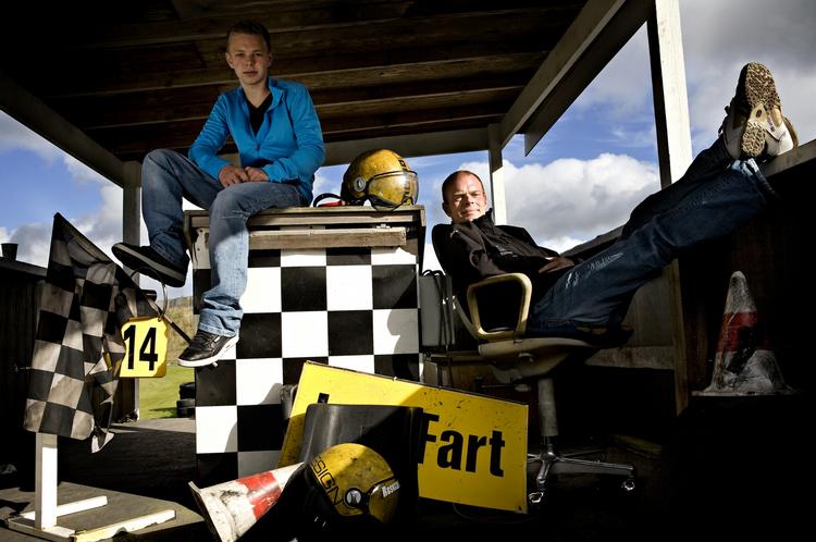 arvingen. Som søn af den tidligere Formel 1-kører Jan Magnussen (th.) har Kevin  Magnussen ikke sine evner fra fremmede. Arkivfoto. 