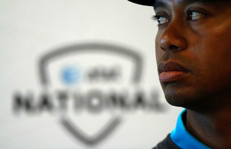Usikker. Tiger Woods satser på at være tilbage i storform til British Open om halvanden måned. Arkivfoto. 