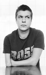 Mikael Elkjær har som Spejderrobot, taget sproget med sig ind i den elektroniske musik. PR-foto. 
