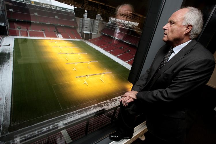 Æresmedlem? Flemming Østergaard mener stadig, at hans ærestitel i FC København er gældende. 