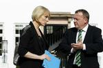 SKOLEMØDE. Undervisningsminister Tina Nedergaard (V) i samtale med statsminister Lars Løkke Rasmussen (V) under skolemødet. 