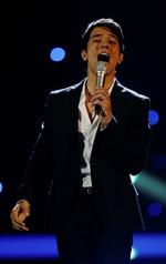 Harel Skaat fra Israel er i finalen med 'Milim'. 