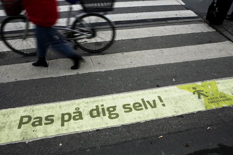 HASTIGHED. BAre 10 km/t for meget betyder forskellen mellem liv og død. 