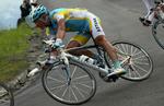 Udbrud. Vinokurov udfordrede flere gange Richie Porte med mange dristige udbrud. Men den kasakhiske superrytter tabte kræfterne på de sidste kilometer. 