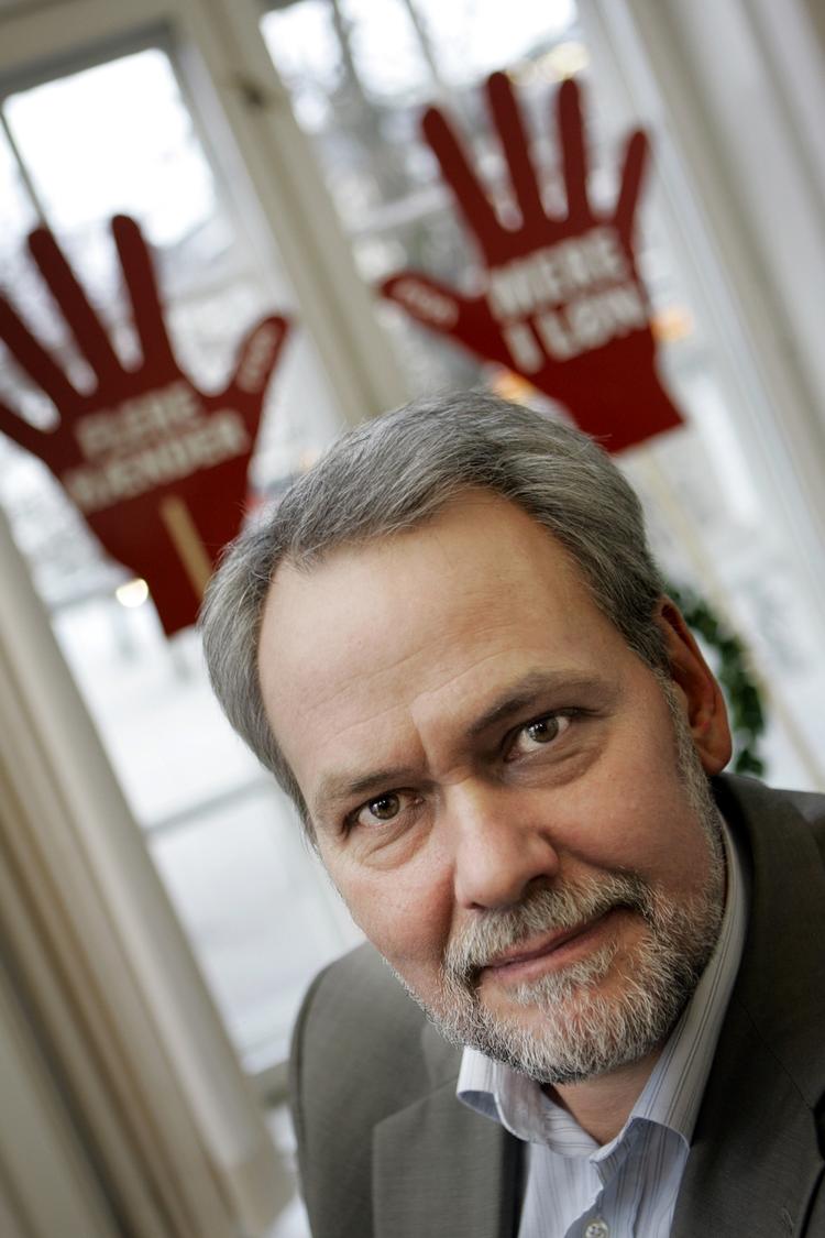 »Vi skal ikke bringe os selv i en situation, hvor vi skubber de medlemmer fra os, som ikke sætter kryds ved de partier, som vi mere eller mindre forlover os med«, siger formanden for Foa Dennis Krisensen. (arkivfoto) 