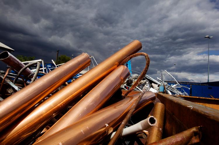 Thieves triedd to steal copper cabling from Banedanmark and caused train service problems. Archive. 