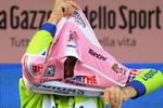 vinderen. Også efter den afsluttende enkeltstart fik Ivan Basso trukket førertrøjen over hovedet. 