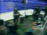 Angreb. Israelske marinesoldater bordede tidligt i morges dansk tid en nødhjælpskonvoj. Mindst ti aktivister blev dræbt . 