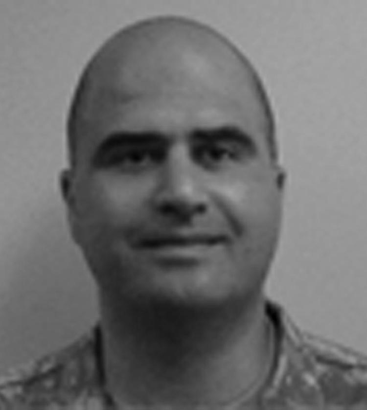Mysterium. To måneder efter, at en mentalundersøgelse erklærede Nidal M. Hasan for sund og rask, gik han amok på militærbasen i Fort Hood i Texas. 