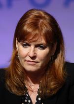 skandale. Hertuginde Sarah Ferguson fortæller, at hun var beruset, da hun forleden angiveligt forsøgte at sælge adgang til sin eksmand, prins Andrew, til en undercoverjournalist, der udgav sig for at være en rig forretningsmand. 