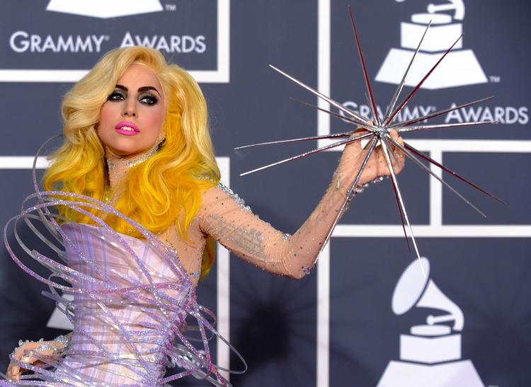 Gaga. »Michaels død var forfærdelig for mig, uanset om jeg skulle have været på tour med ham eller ej«, siger 24-årige Lady Gaga, der bærer det borgerlige navn Stefani Joanne Angelina Germanotta. 