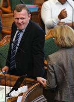 Villytræt. Villy Søvndal skal ikke tage patent på virkeligheden, siger Løkke. Den kommer statsministeren nemlig også selv i. 