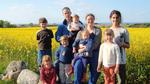 Sparekniv. Regeringens spareplan går hårdt udover de store børnefamilier. Privatfoto. 
