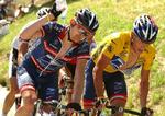 Eks-kammerater. To holdkammerater i samdrægtig asen på 17. etape af Tour de France i 2004. Nu beskylder Floyd Landis Lance Armstrong for at have lært ham at bruge doping. 