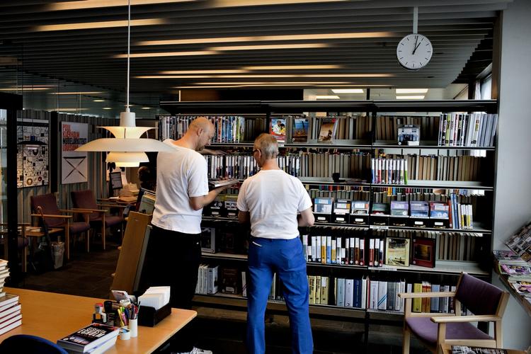 Bogorme. En analyse af 43 kommuners bibliotekslukninger viser, at det ikke nødvendigvis er skidt for udlånet, at de små biblioteker lukker. Tværtimod. 