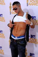 Mike 'The Situation' Sorrentino ankommer til MTV Movie Awards. 