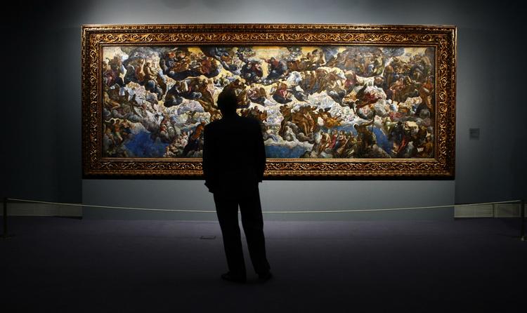 renæssancemester. Maleriet har foreløbig har fået titlen 'Apollon (eller Hymenaios) kroner en  digter og giver ham en ægtefælle'. Arkivfoto: Daniel Ochoa de Olza/AP 