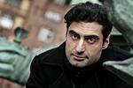 Modstand. Farshad Kholghi er født i Iran, men hans familie flygtede fra præstestyret. Arkivfoto. 